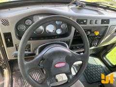 2015 PETERBILT 348 TANDEM AXLE ROLLBACK TRUCK VIN: 2NP3LJ0X8FM278365