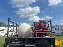 1999 GMC 6500 S/A HOT WATER PRESSURE WASHER TRUCK VIN: 1GDJ7H1C7XJ507971