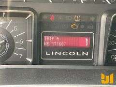 2007 LINCOLN NAVIGATOR VIN: 5LMFL27507LJ17609 2WD