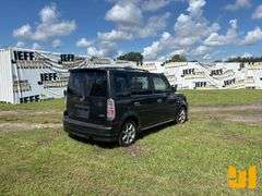 2006 TOYOTA SCION XB VIN: JTLKT324964068370 2WD