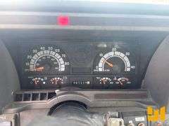 1999 GMC 6500 S/A HOT WATER PRESSURE WASHER TRUCK VIN: 1GDJ7H1C7XJ507971