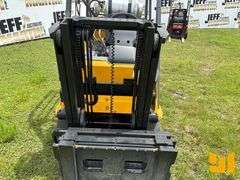 CATERPILLAR C4000-LP 3500 CUSHION TIRE FORKLIFT SN: AT9010819