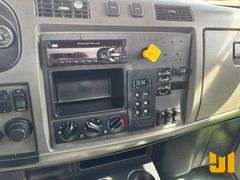 2015 PETERBILT 348 TANDEM AXLE ROLLBACK TRUCK VIN: 2NP3LJ0X8FM278365