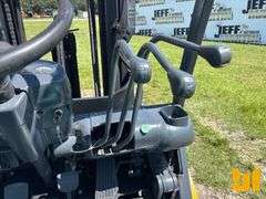 KOMATSU CUSHION TIRE FORKLIFT SN: F351199