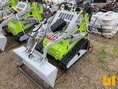 UNUSED 2025.5 LANDHERO LDH-T460 STAND ON MULTI TERRAIN LOADER SN: 25010608010YM
