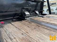 2015 PETERBILT 348 TANDEM AXLE ROLLBACK TRUCK VIN: 2NP3LJ0X8FM278365