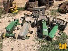 (5) VINTAGE JOHN DEERE PEDAL TRACTORS, ***MISSING PARTS***