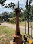 FRY VISIBLE GAS PUMP SN: 12548 ***HAVE SCREEN BUT NO