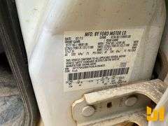 2016 FORD F250XL SD SINGLE AXLE CREW CAB 4X4 FLATBED TRUCK VIN: 1FT7W2B67GEA39403