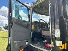 2015 PETERBILT 348 TANDEM AXLE ROLLBACK TRUCK VIN: 2NP3LJ0X8FM278365