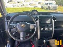 2006 TOYOTA SCION XB VIN: JTLKT324964068370 2WD