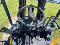 KOMATSU CUSHION TIRE FORKLIFT SN: F351199