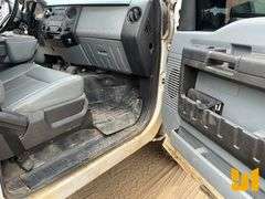 2016 FORD F250XL SD SINGLE AXLE CREW CAB 4X4 FLATBED TRUCK VIN: 1FT7W2B67GEA39403