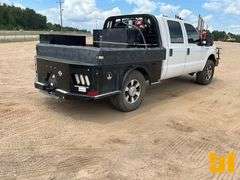 2016 FORD F250XL SD SINGLE AXLE CREW CAB 4X4 FLATBED TRUCK VIN: 1FT7W2B67GEA39403