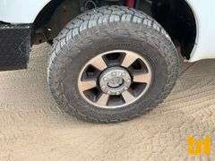 2016 FORD F250XL SD SINGLE AXLE CREW CAB 4X4 FLATBED TRUCK VIN: 1FT7W2B67GEA39403