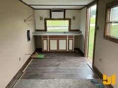 20’6”L X 8’6”W LIVING QUARTERS