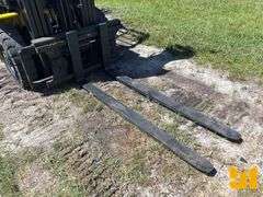 KOMATSU CUSHION TIRE FORKLIFT SN: F351199