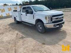 2019 FORD F350XL SD S/A UTILITY TRUCK VIN: 1FD8W3H63KEC44593