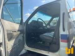 1999 GMC 6500 S/A HOT WATER PRESSURE WASHER TRUCK VIN: 1GDJ7H1C7XJ507971