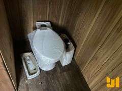 20’6”L X 8’6”W LIVING QUARTERS