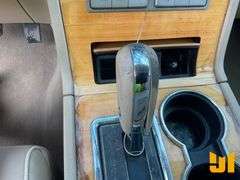 2007 LINCOLN NAVIGATOR VIN: 5LMFL27507LJ17609 2WD