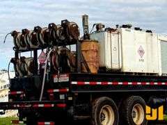 2010 INTERNATIONAL 7400 SBA T/A FUEL & LUBE TRUCK VIN: 1HTWGAAT8AJ214575