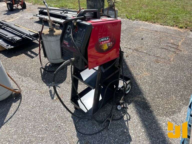 LINCOLN WELD PAK 175 HD 130 AMP PORTABLE WELDER SN: M3080509522