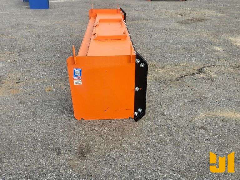 UNUSED KC 10' PUSHER W/ REPLACEABLE SHOES AND BLADE