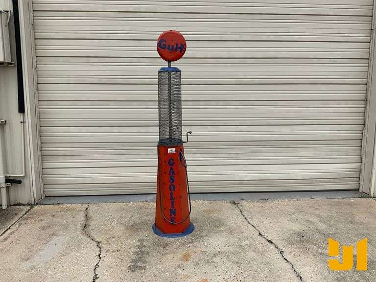 METAL "GULF GASOLINE" FUEL PUMP