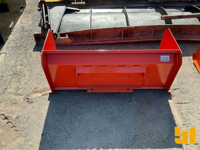 UNUSED KC 48" MINI UNIVERSAL ATTACH SNOW PUSHER