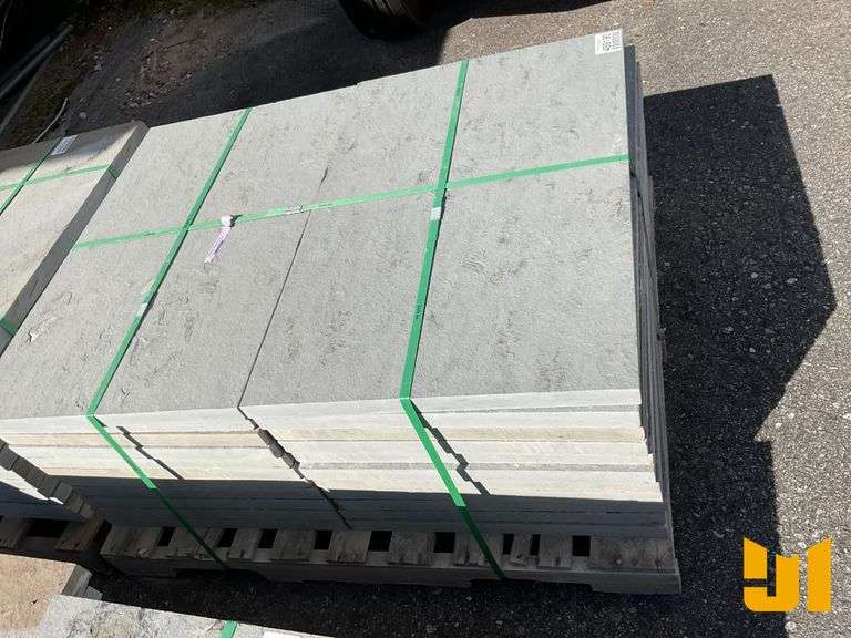 PALLET OF BLUE STONE PAVERS