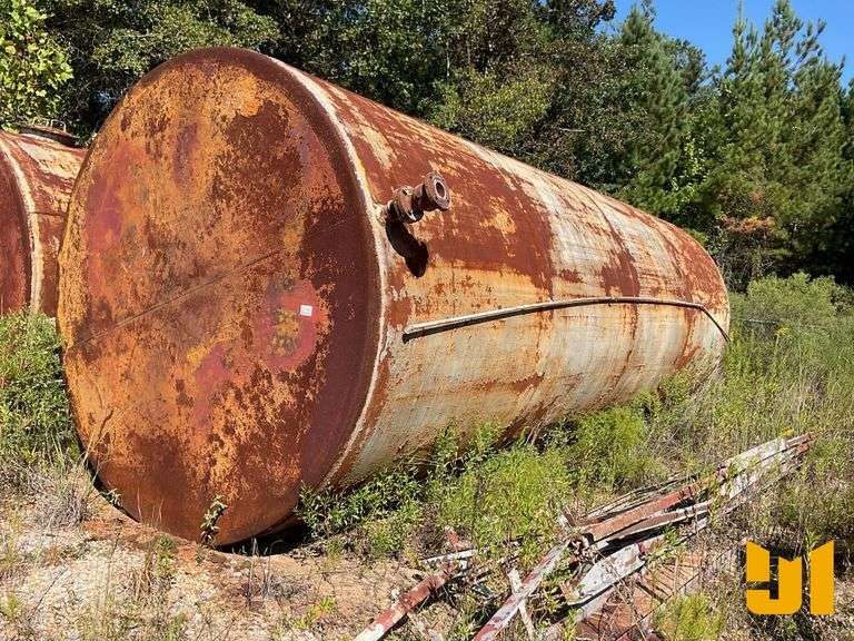 STEEL FUEL STORAGE TANK