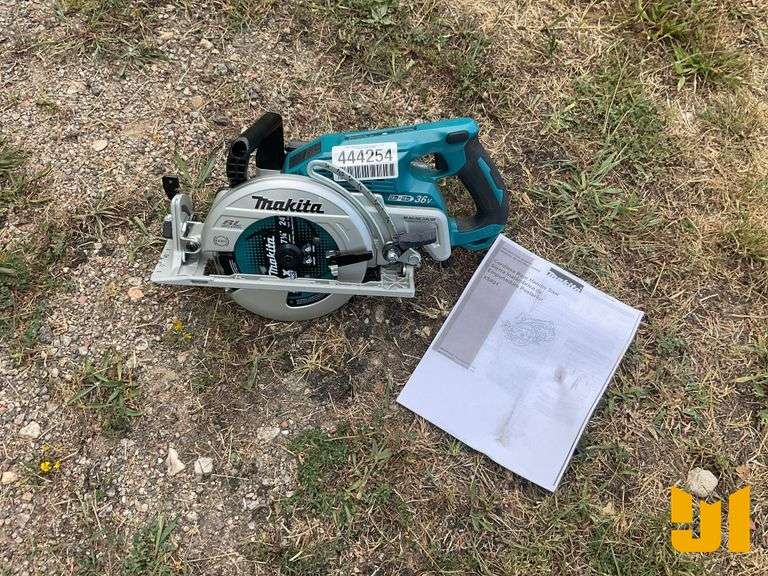 MAKITA XSR01 CORDLESS REAR HANDLE SAW