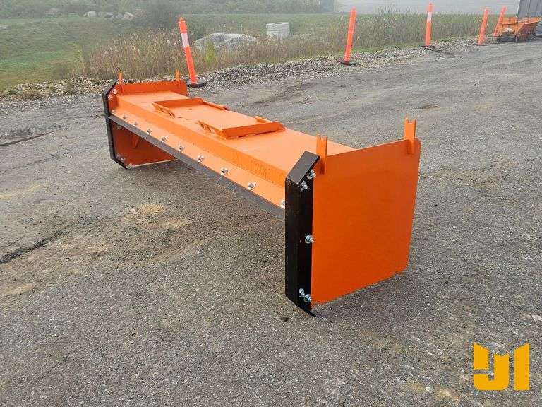 UNUSED KC 10' PUSHER W/ REPLACEABLE SHOES AND BLADE