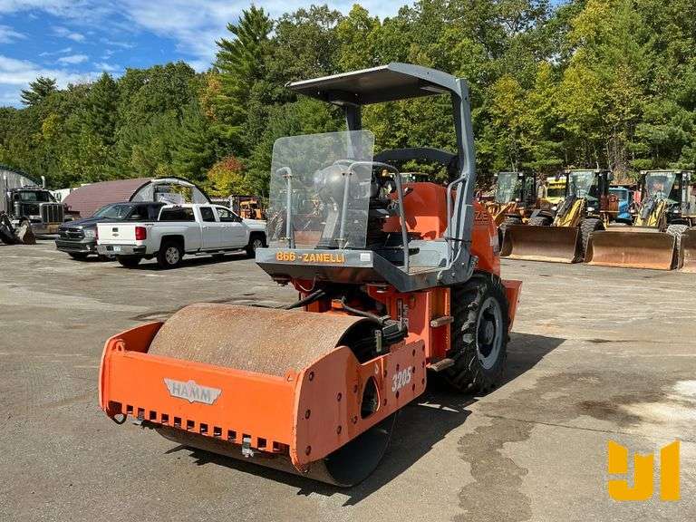 2012 HAMMM 3205 SINGLE DRUM VIBRATORY ROLLER SN: H1580214