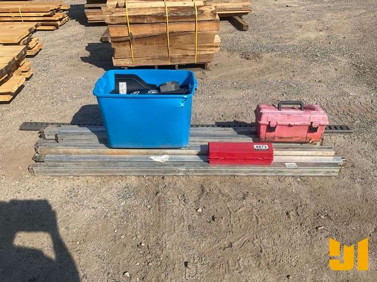 QTY OF VARIOUS ITEMS