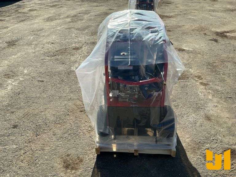 UNUSED 2025 EASY-KLEEN MAGNUM GOLD 4000 SERIES PRESSURE WASHER SN: 253870