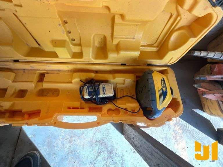 FEB 2016 TRIMBLE LL100N LASER SN: 64202