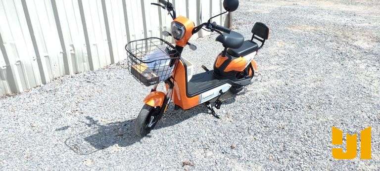 2024 SUPERMACH SM70 MOTORCYCLE VIN: L4UTYB103S1000062