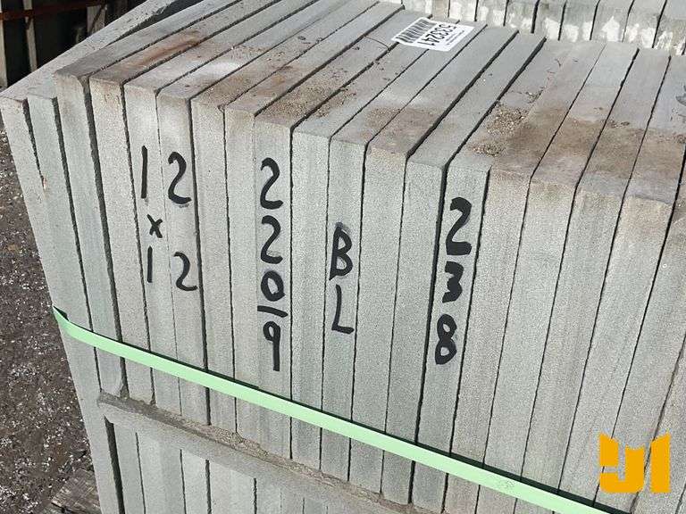 PALLET OF BLUE STONE PAVERS