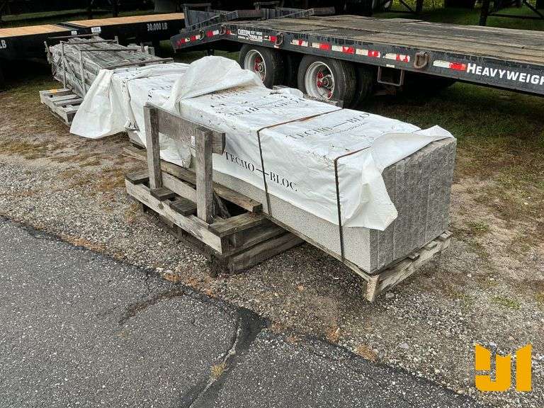 PALLET OF PAVERS
