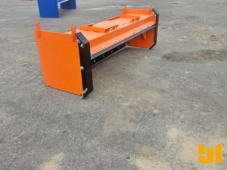 UNUSED KC 8' QT PUSHER PULL-BACK V2023