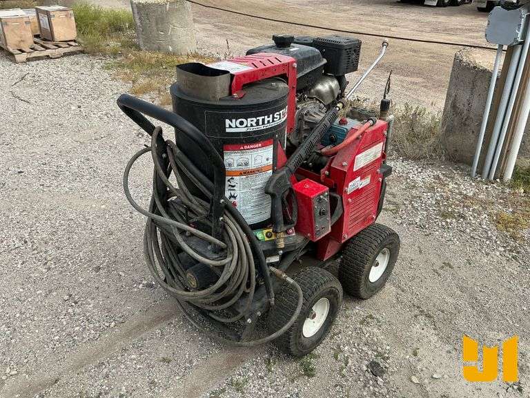 NORTH STAR PRESSURE WASHER SN: 05220191