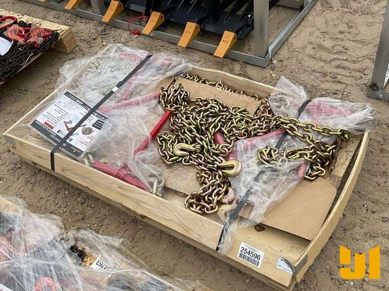 UNUSED 2025 LANDHERO CHAINS & BINDERS