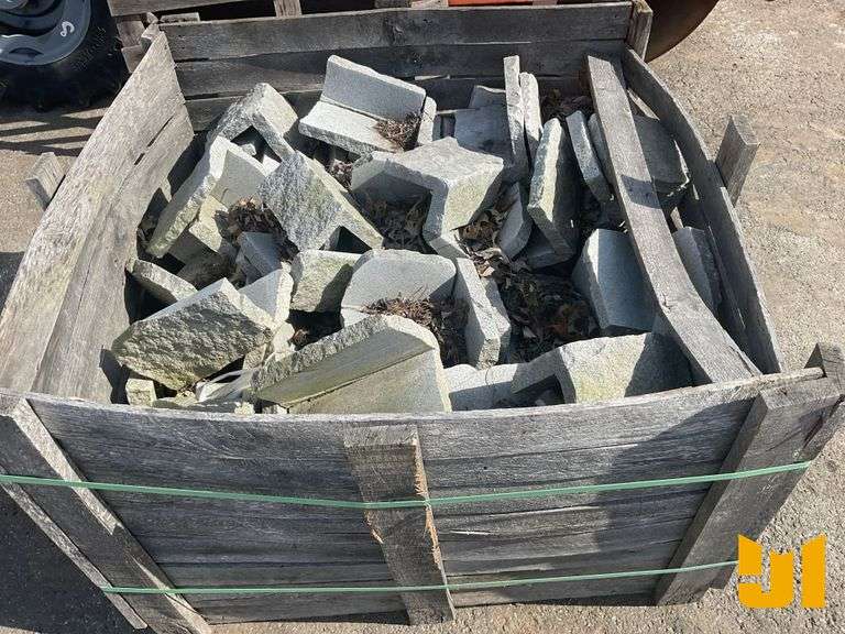 OLD HAMPSHIRE MOSAIC CORNERS