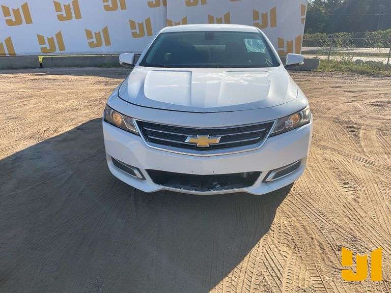 2017 CHEVROLET IMPALA LT VIN: 2G1105SA6H9102470