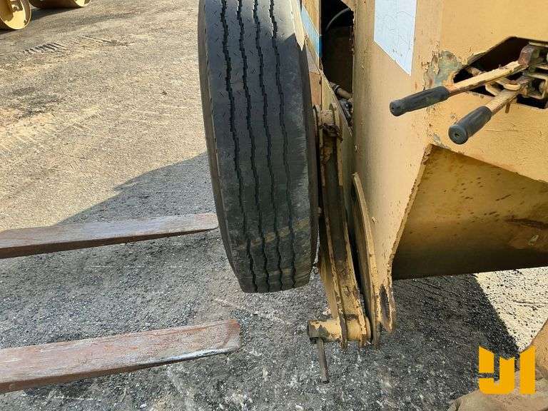 DRESSER 4-6 TON SN: 6047