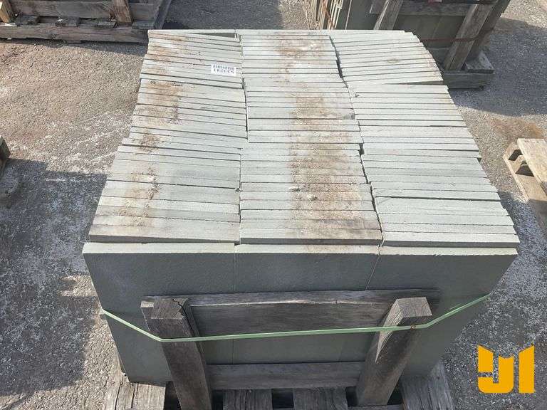 PALLET OF BLUE STONE PAVERS