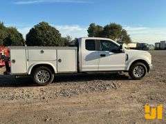 2017 FORD F-250 EXTENDED CAB 4X2 PICKUP VIN: 1FD7X2A64HEF00956