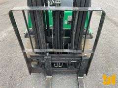 MITSUBISHI FG25N 4500 CUSHION TIRE FORKLIFT SN: AF17D41477